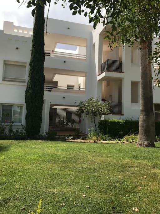 Alcazaba Blue Lagoon 3 Bedroom, Ground Floor Apartment Estepona Exterior foto