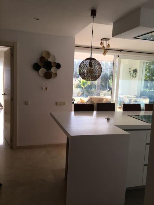 Alcazaba Blue Lagoon 3 Bedroom, Ground Floor Apartment Estepona Exterior foto