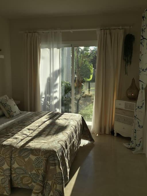 Alcazaba Blue Lagoon 3 Bedroom, Ground Floor Apartment Estepona Exterior foto